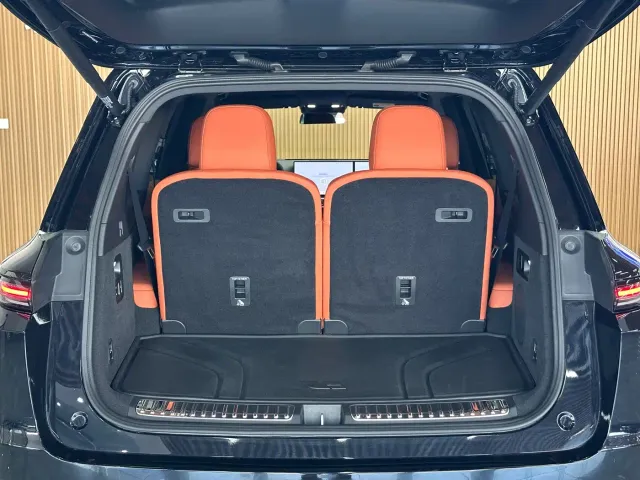Li Auto L9 — Фото автомобиля 15