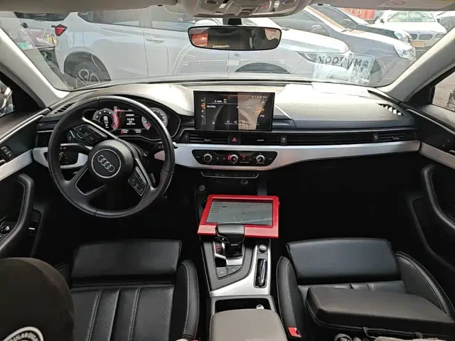 Audi A4L — Фото автомобиля 9