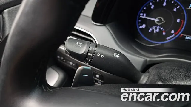 Hyundai Palisade Palisade Дизель 2.2 2WD — Фото автомобиля 16