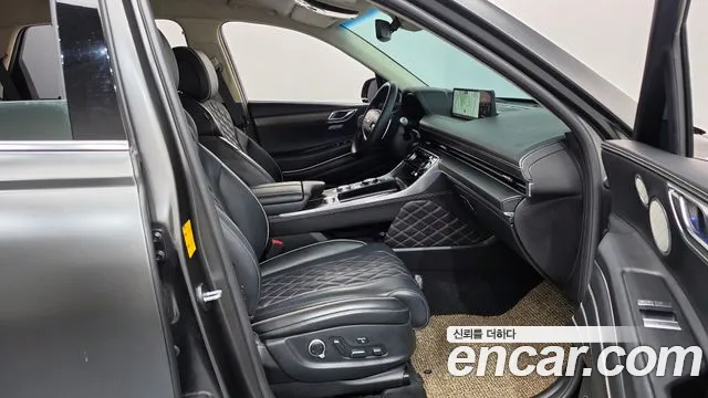 Genesis GV80 — Фото автомобиля 11