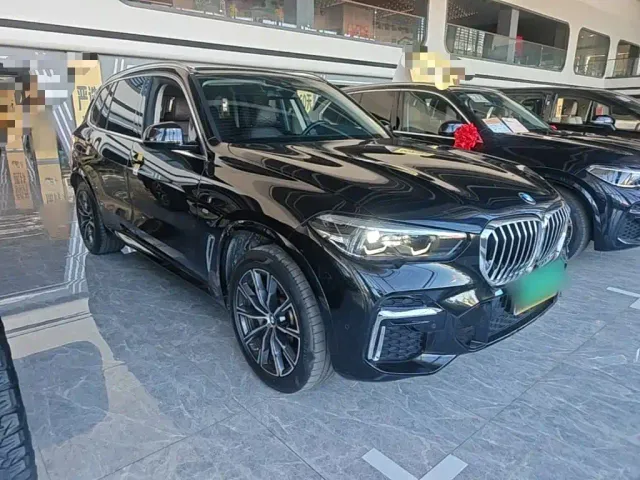 BMW X5 — Фото автомобиля 3