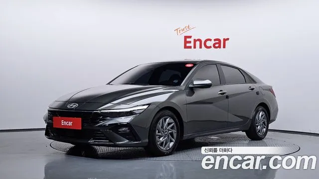Фотография автомобиля — Hyundai Avante CN7