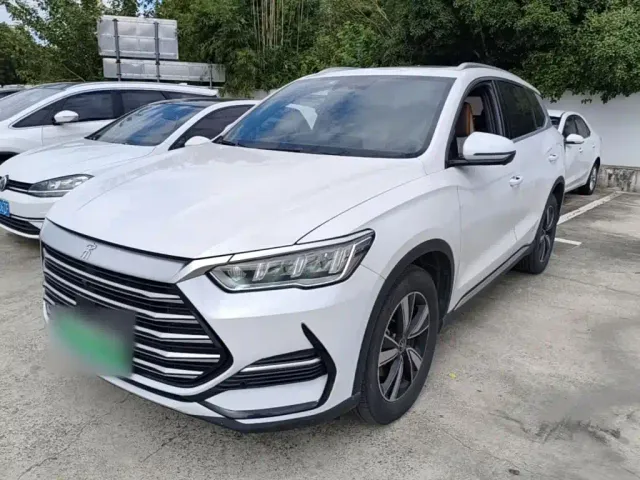 Фотография автомобиля — BYD Song Pro