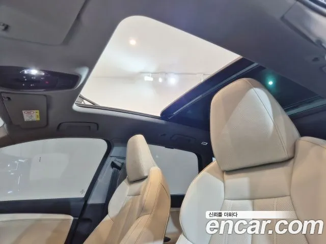 Audi Q6 e-tron — Фото автомобиля 8