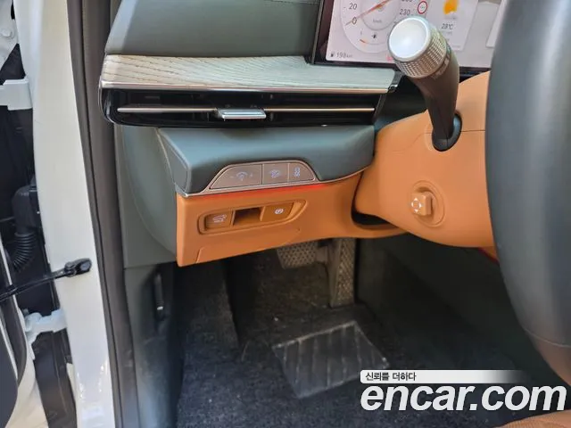 Genesis GV80 — Фото автомобиля 13
