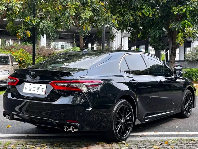 Toyota Camry — Фото автомобиля 22