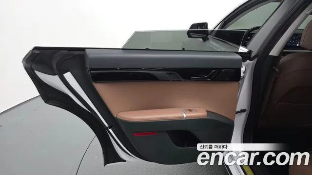 Hyundai Grandeur GN7 — Фото автомобиля 14