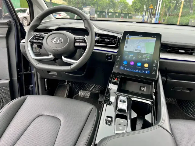 Hyundai Custo — Фото автомобиля 11