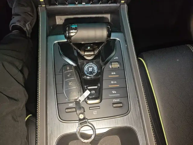 BYD Yuan PLUS — Фото автомобиля 13