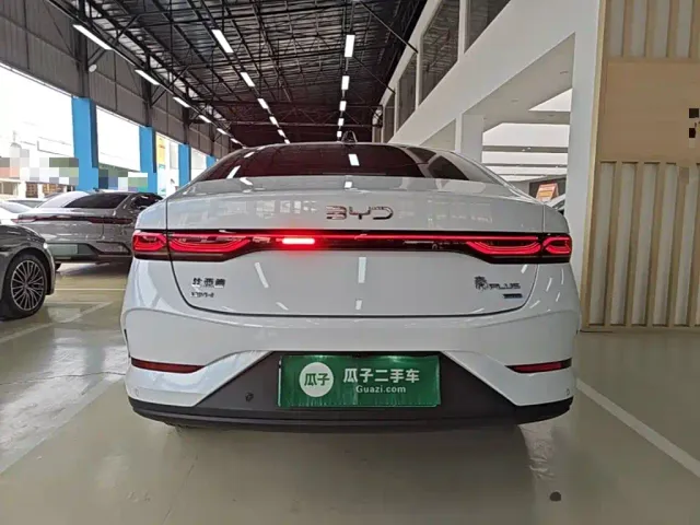 BYD Qin PLUS — Фото автомобиля 5