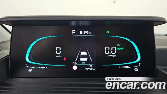 Hyundai Staria Staria — Фото автомобиля 8