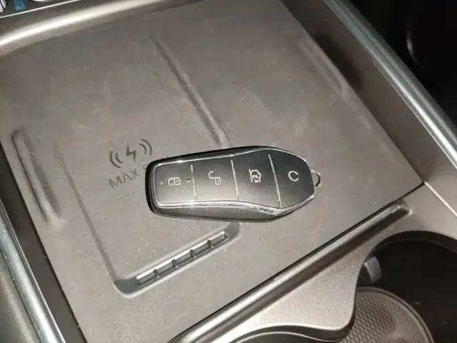 BYD Sealion 05 EV — Фото автомобиля 8