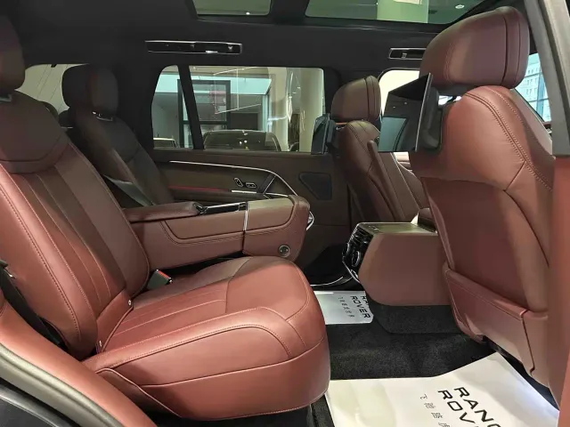 Land Rover Range Rover — Фото автомобиля 16