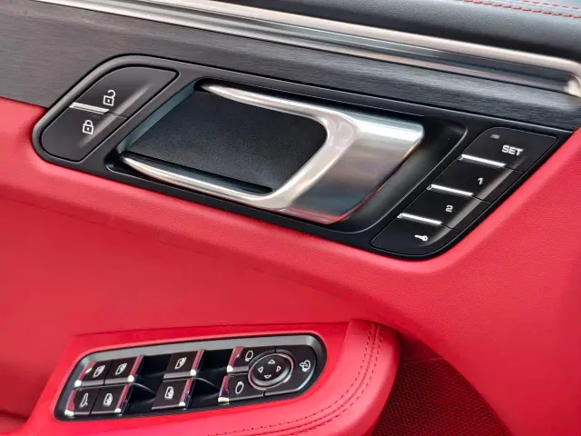 Porsche Macan — Фото автомобиля 13