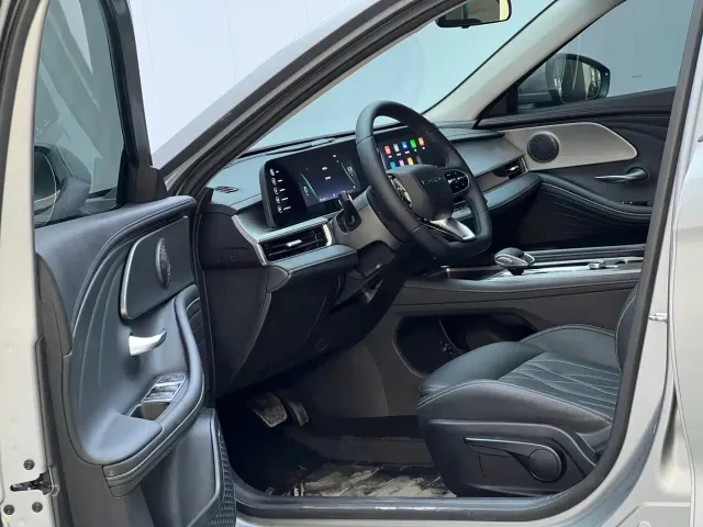 Chery Arrizo 8 — Фото автомобиля 7
