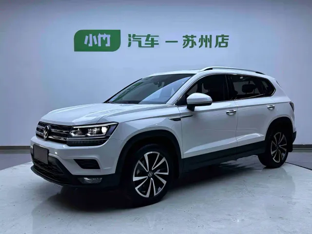 Фотография автомобиля — Volkswagen Tharu