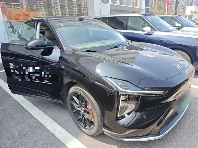 IM Motors LS6 — Фото автомобиля 22