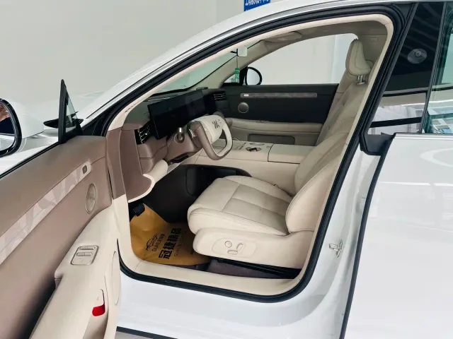 IM Motors LS6 — Фото автомобиля 4