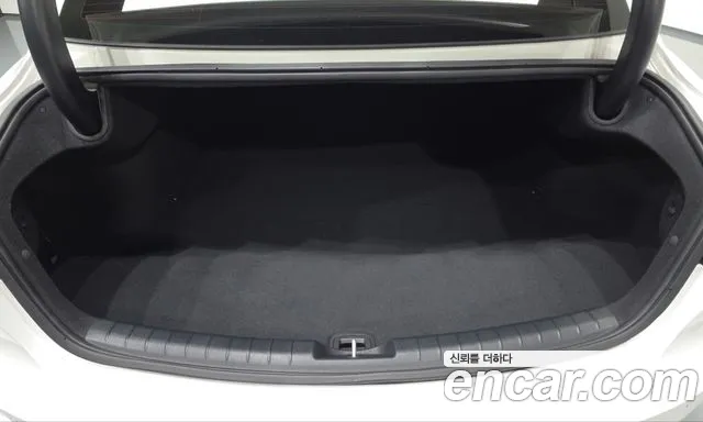Hyundai Grandeur New — Фото автомобиля 25
