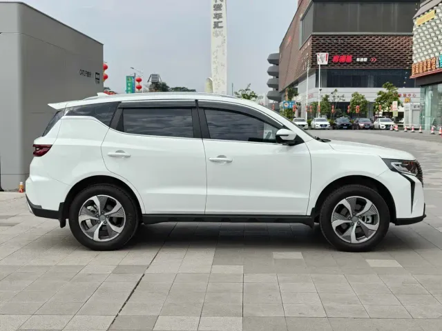 Geely Haoyue PRO — Фото автомобиля 2