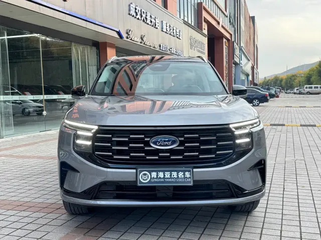 Ford Edge — Фото автомобиля 2