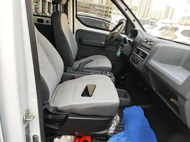 Wuling Yangguang — Фото автомобиля 24
