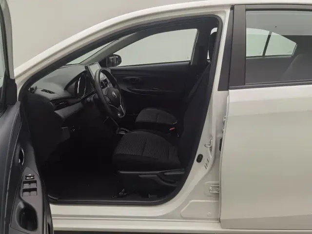 Toyota Vios — Фото автомобиля 10