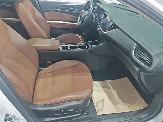 Buick Regal — Фото автомобиля 24