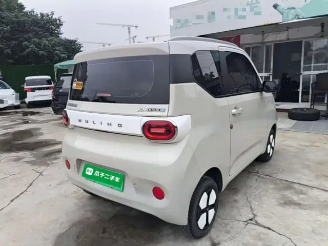 Wuling Hongguang Mini EV — Фото автомобиля 6