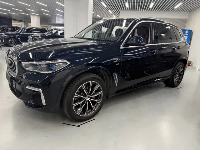 BMW X5 — Фото автомобиля 2