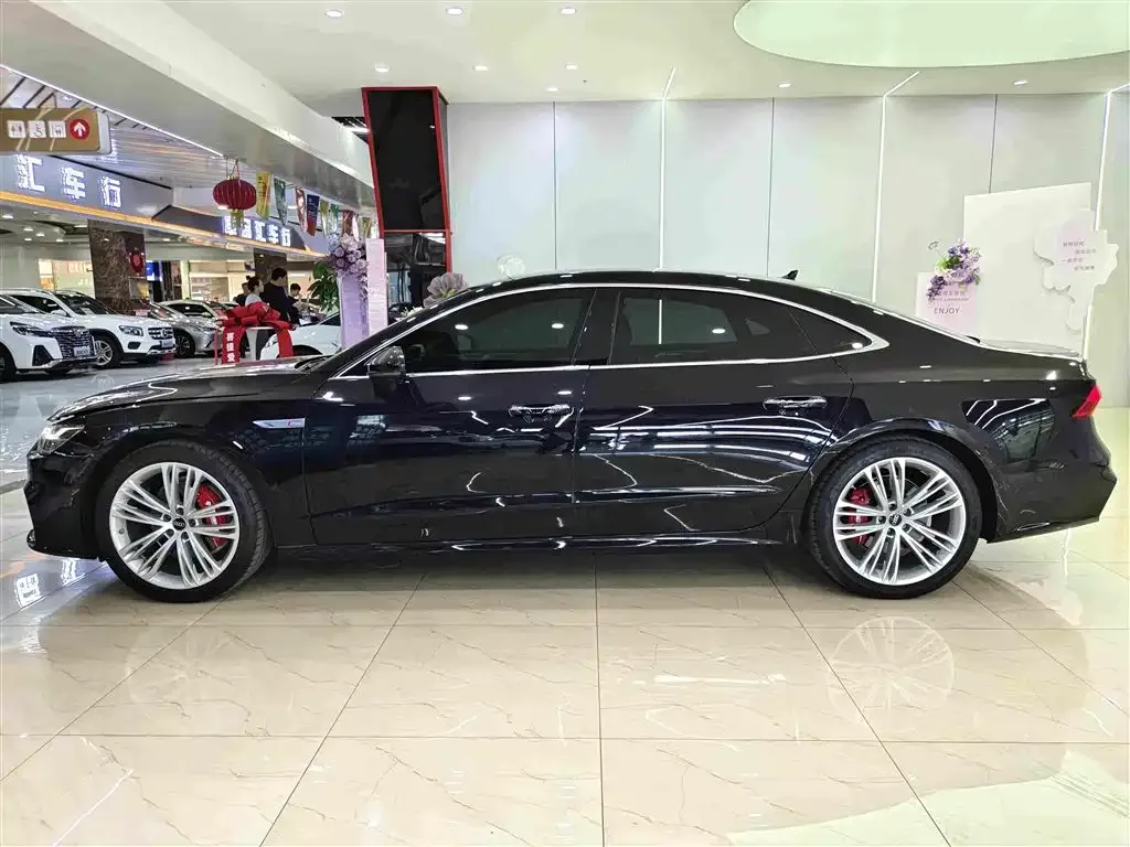 Audi Audi A7L 2024 45 TFSI quattro Premium Luxury — Фото автомобиля 7