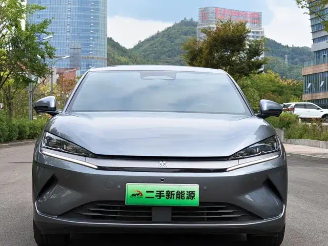 BYD Qin L — Фото автомобиля 2
