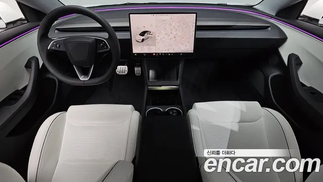 Tesla Model 3 — Фото автомобиля 7
