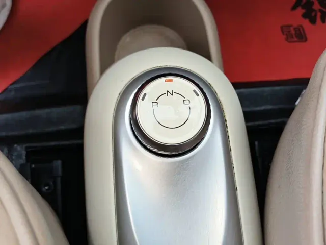Wuling Hongguang Mini EV — Фото автомобиля 13