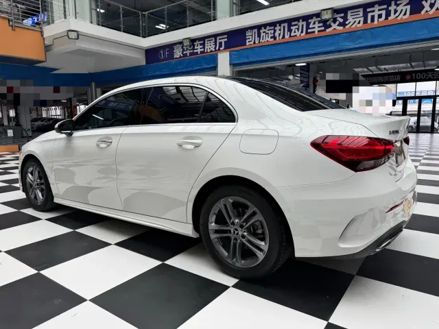 Mercedes-Benz A-Class — Фото автомобиля 5