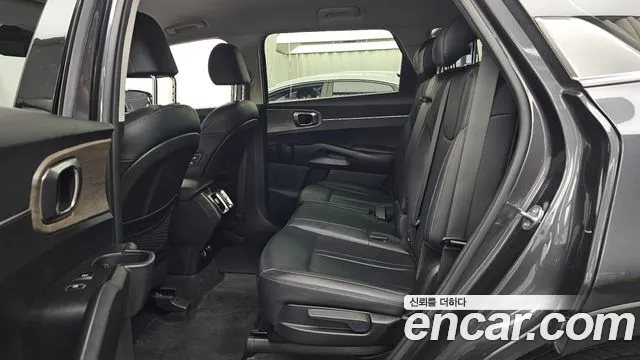 Kia Sorento Sorento 4-е поколение Дизель 2.2 4WD — Фото автомобиля 21