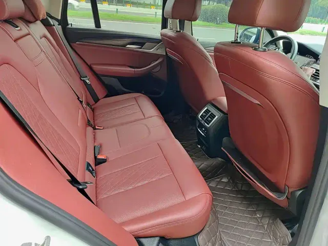 BMW X3 — Фото автомобиля 11