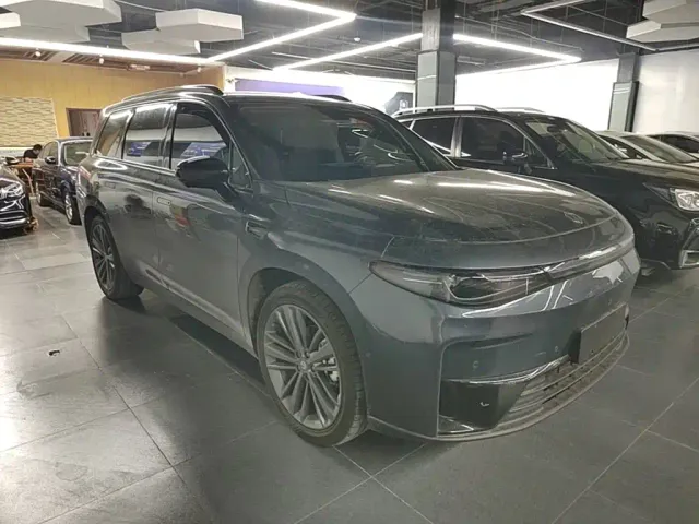 Leapmotor C16 — Фото автомобиля 3