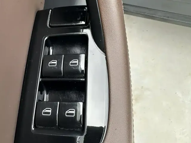 Leapmotor Leapmotor C11 2023 Range Extender 180 Comfort Edition — Фото автомобиля 11