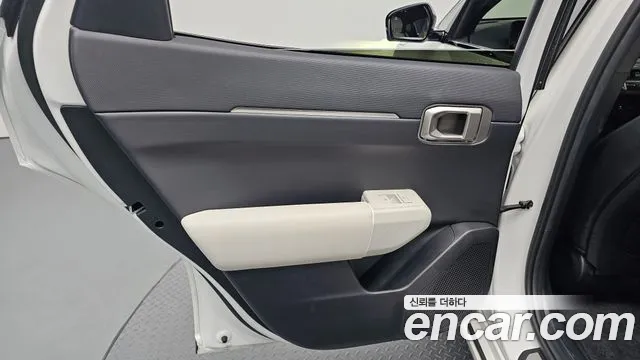 Kia EV4 — Фото автомобиля 14