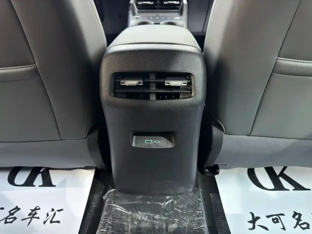 BYD Qin PLUS — Фото автомобиля 15