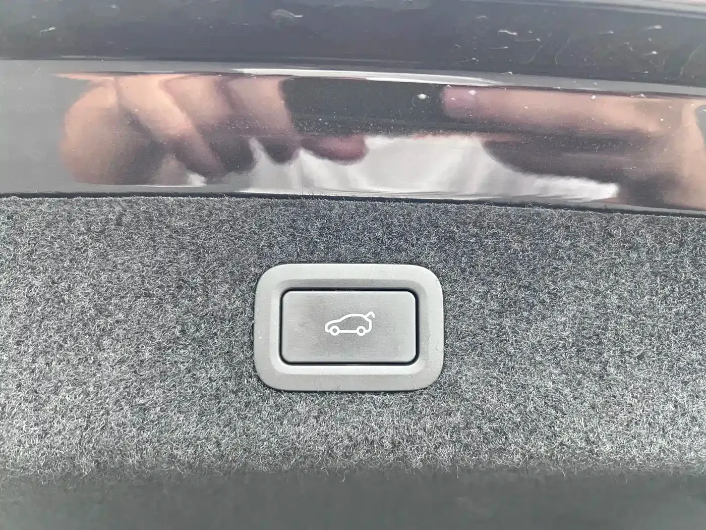 XPeng XPeng P7 2024 P7i 550 Pro — Фото автомобиля 16