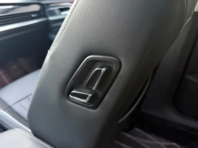 Volkswagen Passat — Фото автомобиля 18