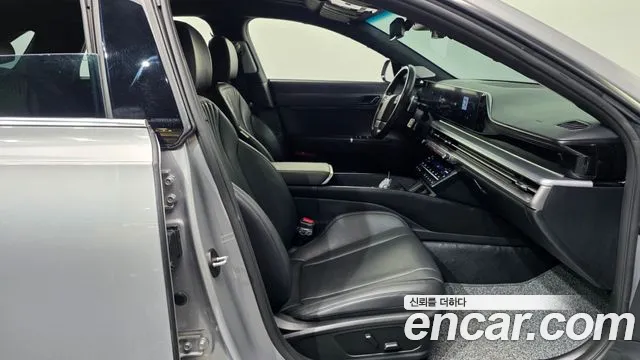 Hyundai Grandeur GN7 — Фото автомобиля 17