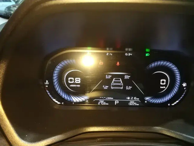 Geely Emgrand — Фото автомобиля 11