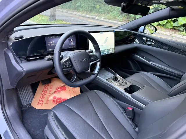 BYD Seal — Фото автомобиля 18