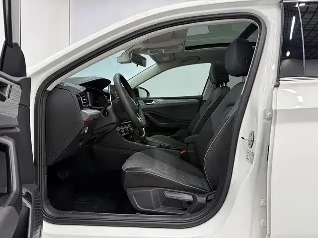 Volkswagen Sagitar — Фото автомобиля 7