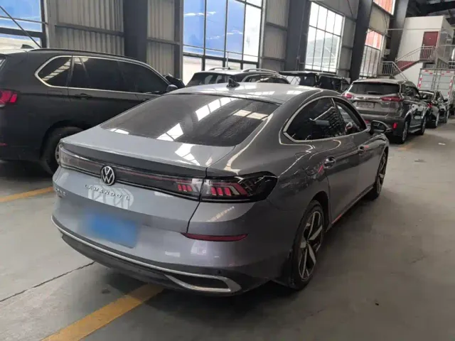 Volkswagen Lamando — Фото автомобиля 6
