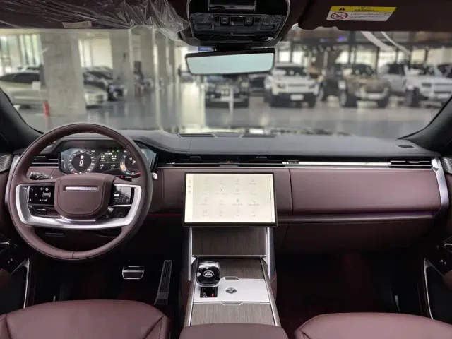 Land Rover Range Rover — Фото автомобиля 16