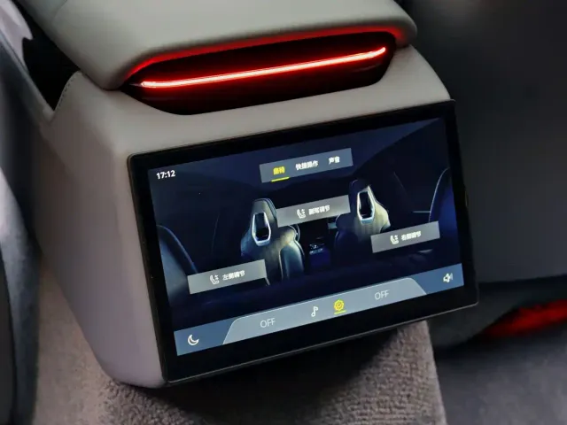 Lotus Emeya — Фото автомобиля 11